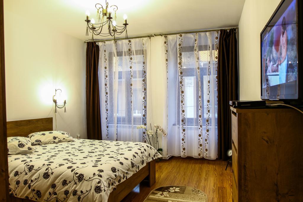 Historical Studio Lägenhet Sibiu Exteriör bild