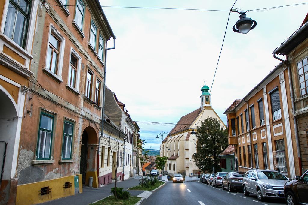 Historical Studio Lägenhet Sibiu Exteriör bild